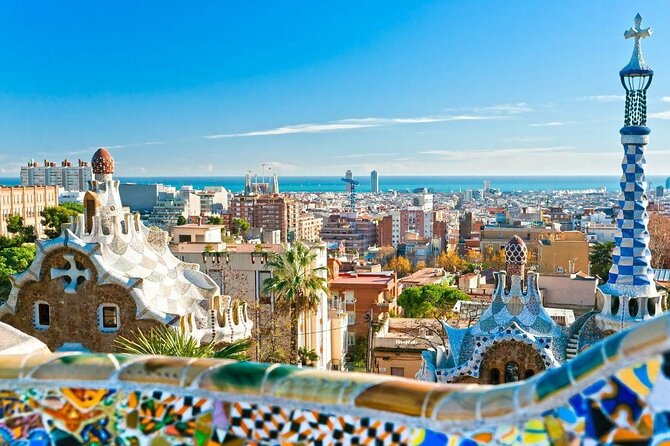 E-Bike Barcelona Highlights & Park Guell in Small Group - Eixample and the great Modernist façades