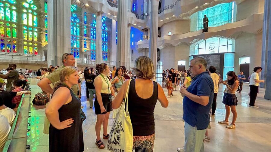 Early Access to Sagrada Familia w/ Optional Tower Access - Inside Gaudí’s unfinished church