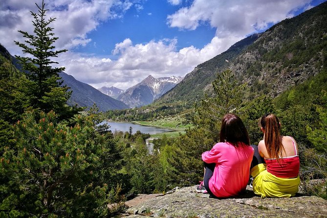 Excursion Aigüestortes - Estany Llebreta (1/2 day) - Roger Gras adds stories beyond the scenery