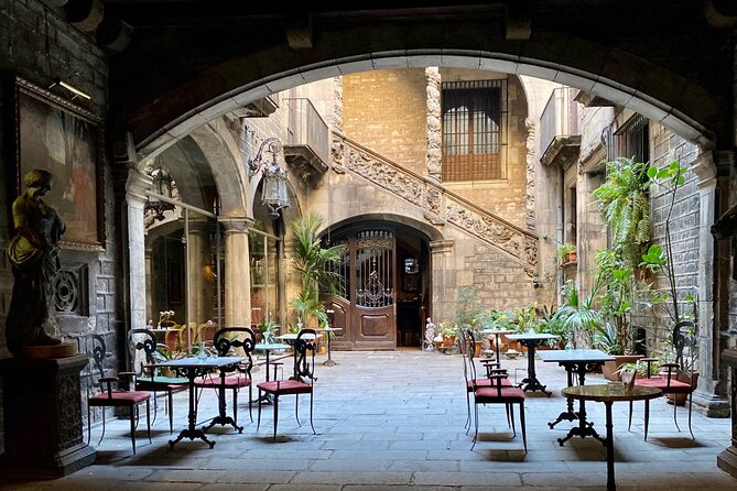 Explore hidden streets of Barcelona with a local - Entering the Gothic Quarter and Roman Barcelona
