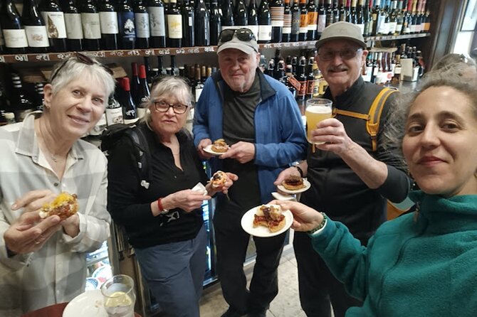 Familly friendly traditions & food tour: tailored tapas & games! - Walking the Gothic Quarter for 20 minutes