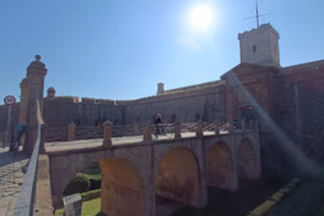 Familly friendly traditions & food tour: tailored tapas & games! - Tapas with control over your own budget