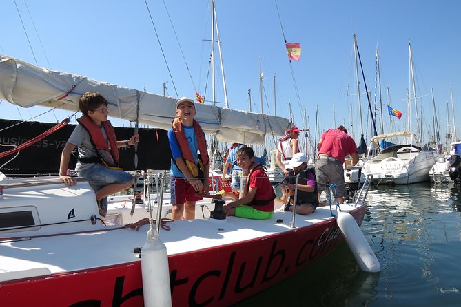 Family Sailing Tour in Barcelona - What the skipper adds to the outing