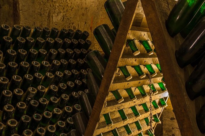 Food and Wine Small Group Tour from Barcelona - Maximum 8 people - Food near Montserrat: cheese, country produce, and a possible breakfast