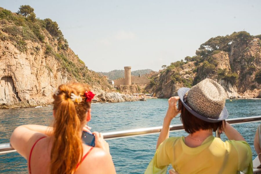 From Barcelona: Costa Brava Day Tour with Boat Trip - Who will enjoy this Costa Brava outing?