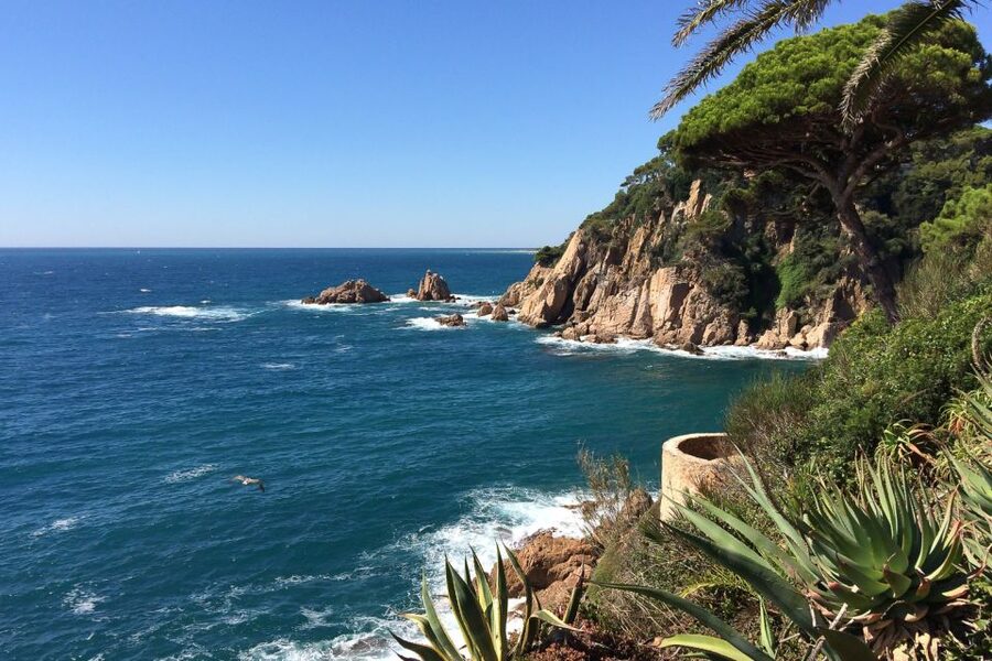 From Barcelona: Costa Brava Day Tour with Lunch - Leaving Barcelona for Blanes