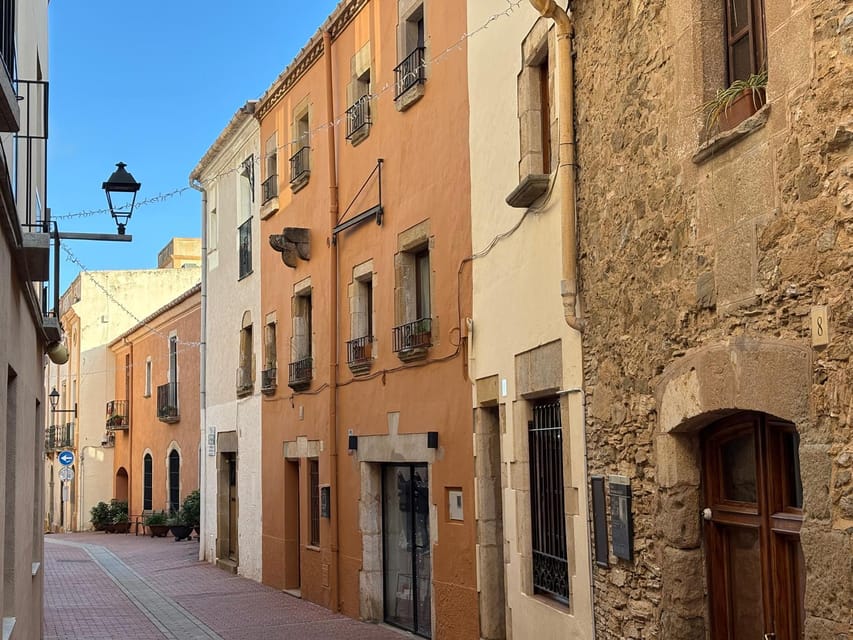 From Barcelona: Costa Brava Typical Towns full day tour - Peratallada, medieval Catalonia in stone