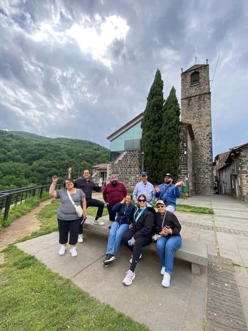 From Barcelona: Girona, Besalú & Castellfollit Day Trip - Castellfollit de la Roca: a village on a volcanic wall