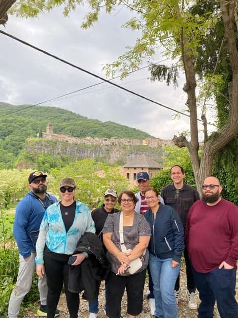 From Barcelona: Girona, Besalú & Castellfollit Day Trip - Girona: medieval lanes, cathedral views, and old Jewish streets