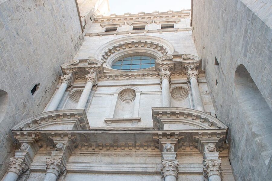 From Barcelona: Girona & Costa Brava Game of Thrones Tour - Girona brings Westeros back to earth
