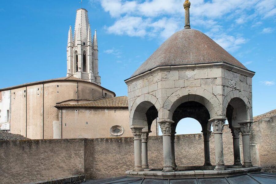 From Barcelona: Girona & Costa Brava Game of Thrones Tour - The 11-hour schedule and road time