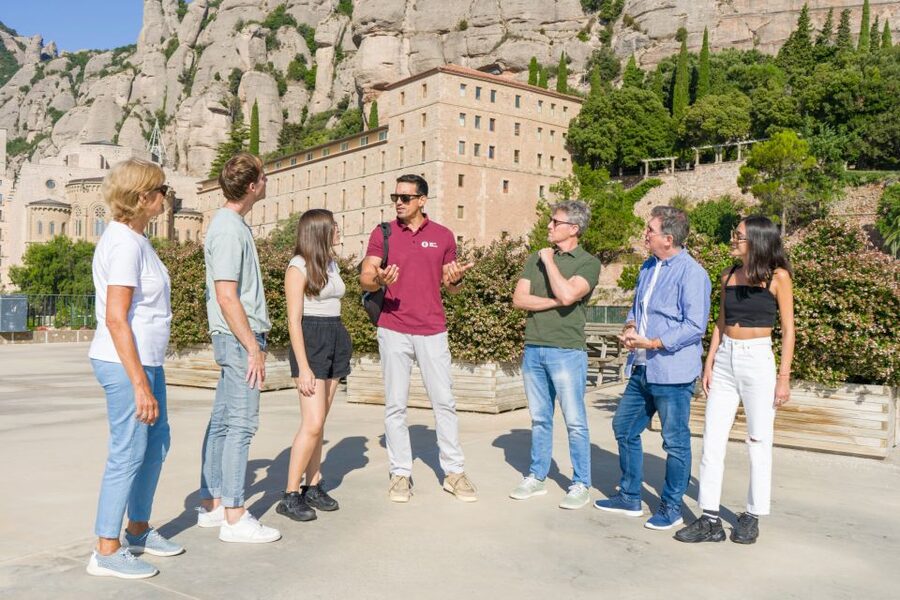 From Barcelona: Half-Day Montserrat Experience - Seeing the Black Madonna without wasting time