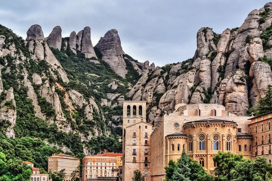 From Barcelona: Montserrat Day Trip with Optional Tickets - The Escolania choir and museum choice