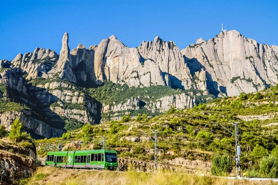 From Barcelona: Montserrat Day Trip with Optional Tickets - Meeting at Barcelona Nord and riding into the hills