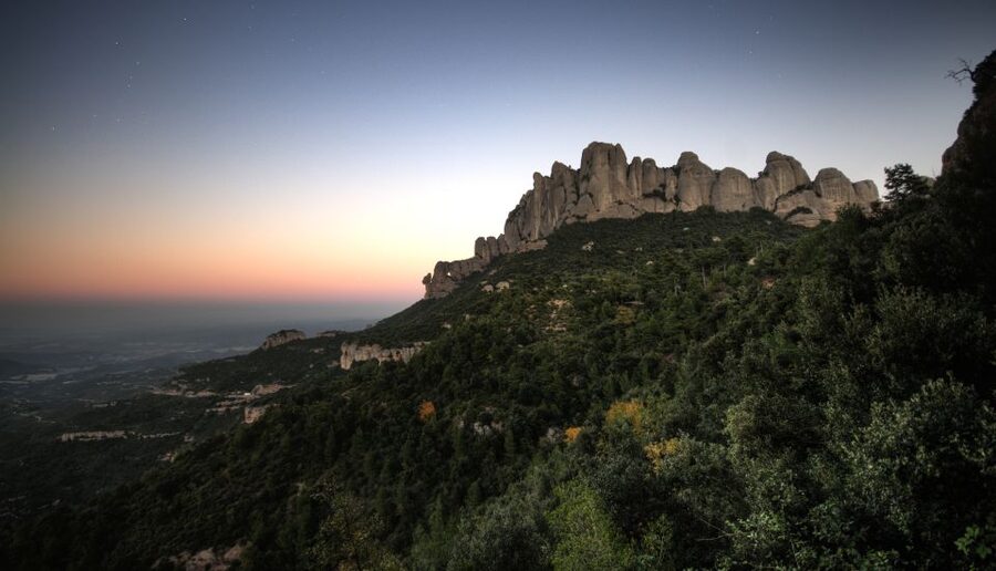 From Barcelona: Montserrat Full-Day Trip with Guided Hike - Picnic lunch above the monastery