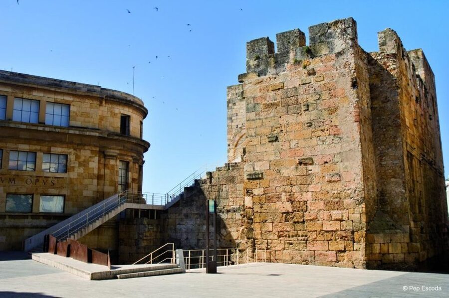 From Barcelona: Private Full-Day Tarragona and Sitges Tour - Why this Tarragona and Sitges pairing works