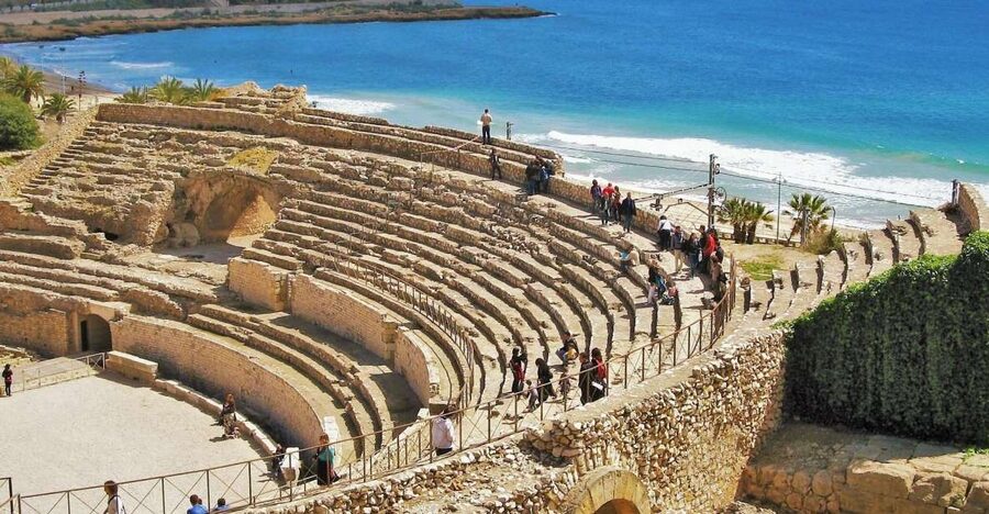 From Barcelona: Private Half-Day Tarragona Tour with Pickup - A private ride to the Ferreres Aqueduct