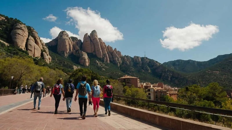From Barcelona: Private Montserrat Guided Tour - Key points at a glance