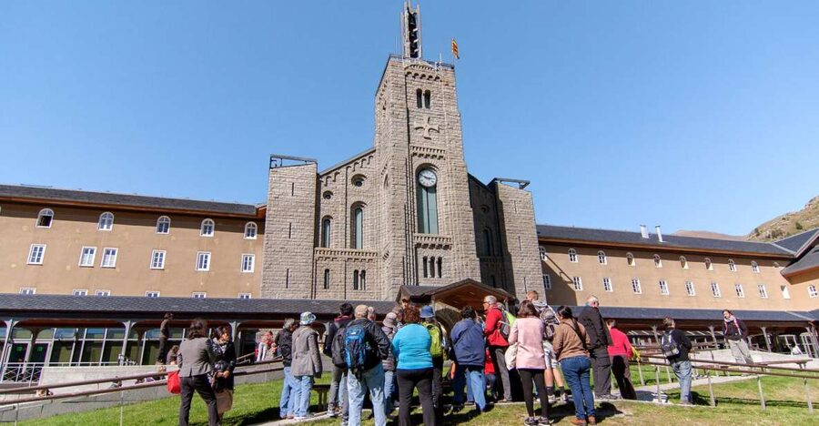 From Barcelona: Pyrenees Mountains Day Tour - Starting with Vic and its thousand-year market