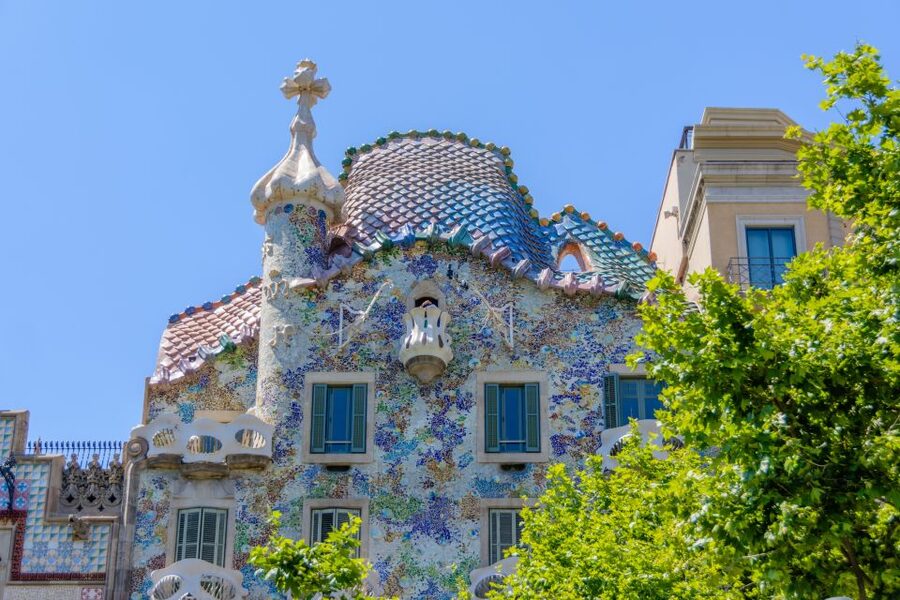 From Costa Brava: Barcelona and Antoni Gaudí's Work Bus Tour - Why this Barcelona day trip works from the Costa Brava
