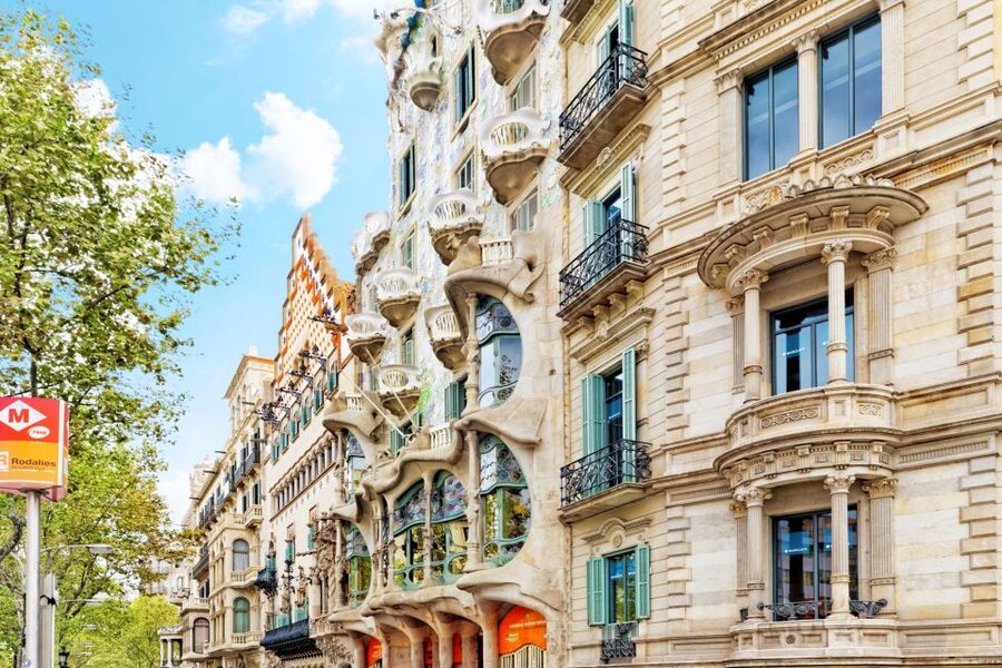 From Costa Brava: Barcelona and Antoni Gaudí's Work Bus Tour - La Sagrada Familia, Gaudí’s unfinished masterpiece