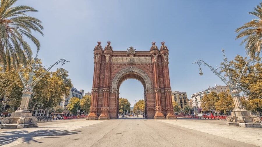 From Costa Brava: Barcelona and Antoni Gaudí's Work Bus Tour - Should you book it?