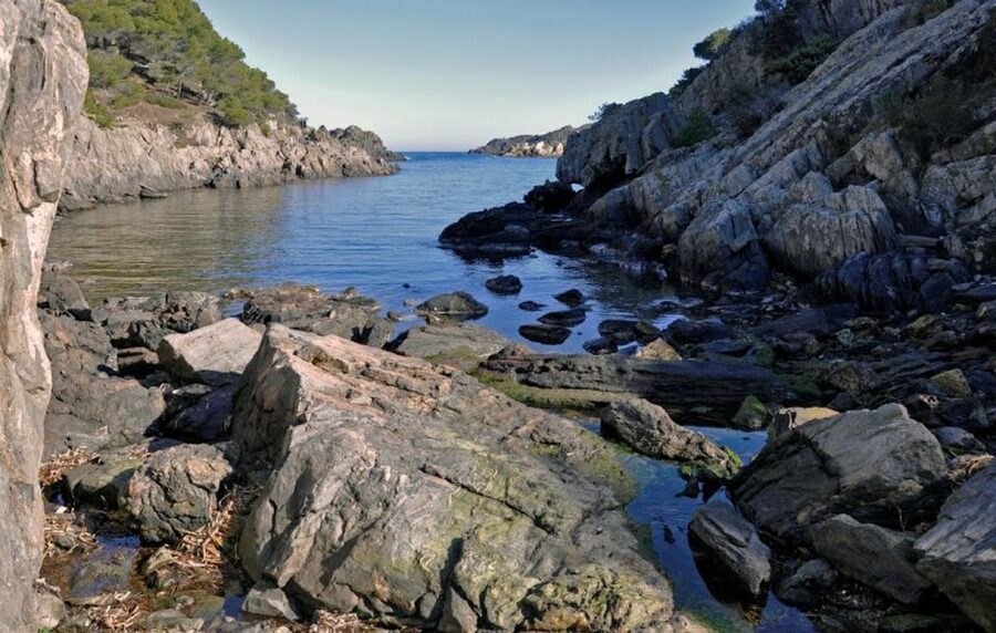 From Girona: Cadaqués, St Pere de Rodes Monastery - Leaving Girona in a six-person van