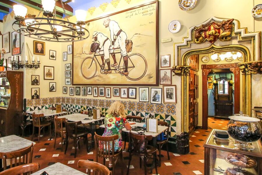 From Salou: Barcelona City Center Tour - The Gothic Quarter, Santa Eulalia, and Museums