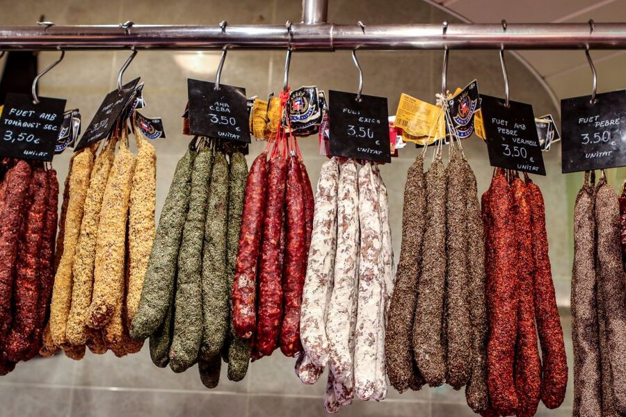 From Salou: Barcelona City Center Tour - Born, Boutiques, and Tapas