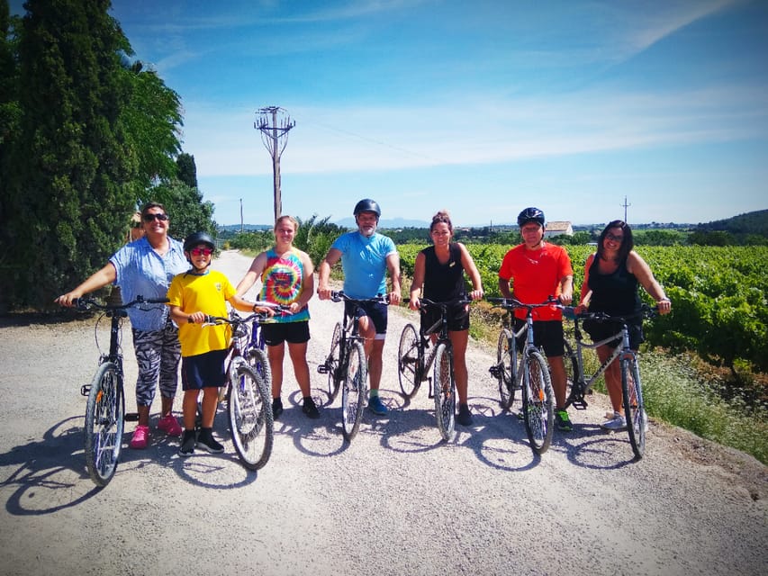 From Sitges: Cycling Tour with Winery visit and Tasting - A relaxed ride through working vineyards