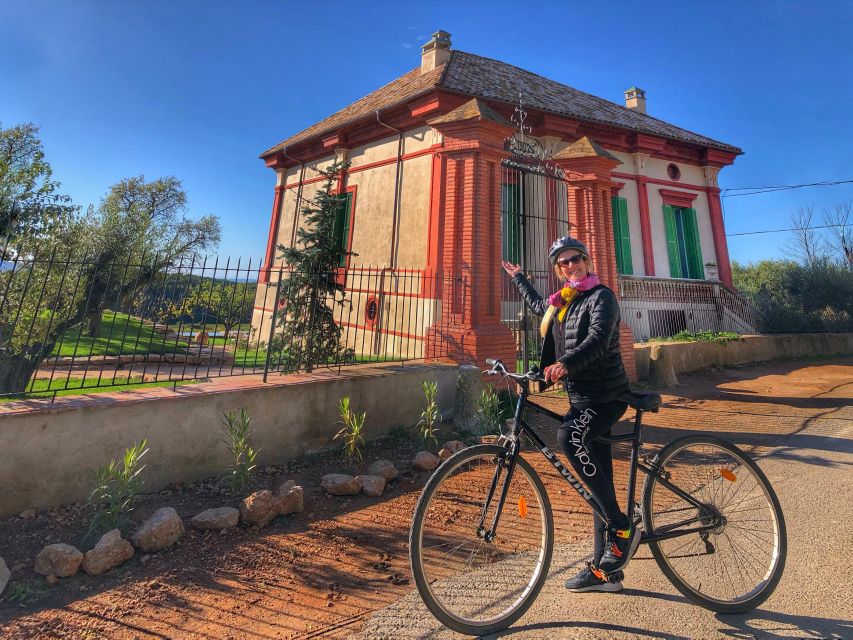 From Sitges: Paella Masterclass, Bike Ride and Winery Visit - FAQ