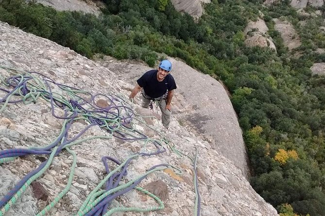 Full-day Guided Rock Climbing Trip in Montserrat, Barcelona - A practical eight-hour schedule