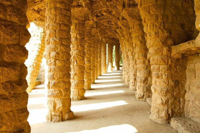 Full-Day Private Guided All Inclusive Barcelona Shore Excursion - How the transport and cruise timing work