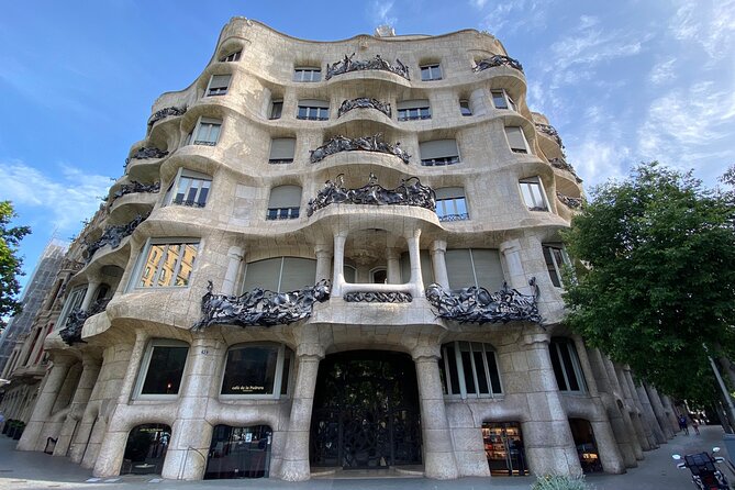 Gaudí and Barcelona Legends Walking Tour - Casa Milà, where Gaudí left stone in motion