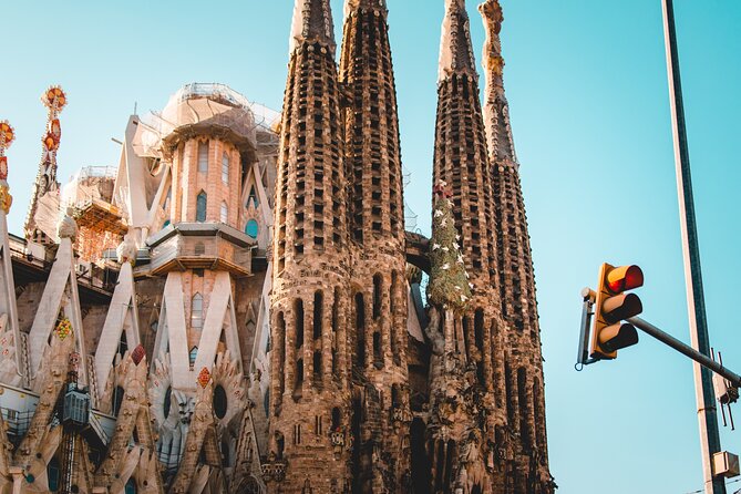 Gaudi and La Sagrada Familia Exterior Self-Guided Audio Tour - The exterior walk around La Sagrada Familia