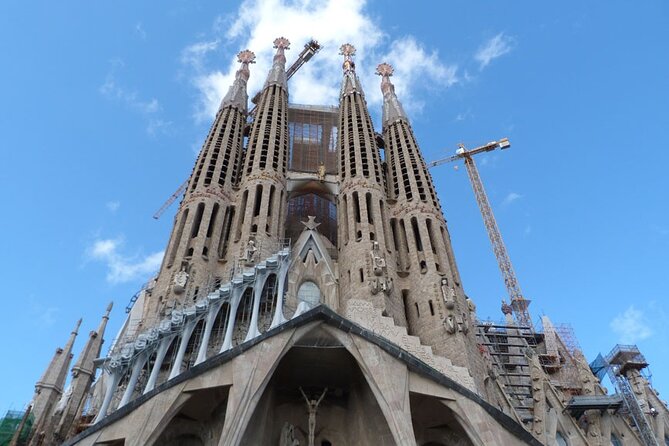 Gaudi and La Sagrada Familia Exterior Self-Guided Audio Tour - Common problems and how to avoid them