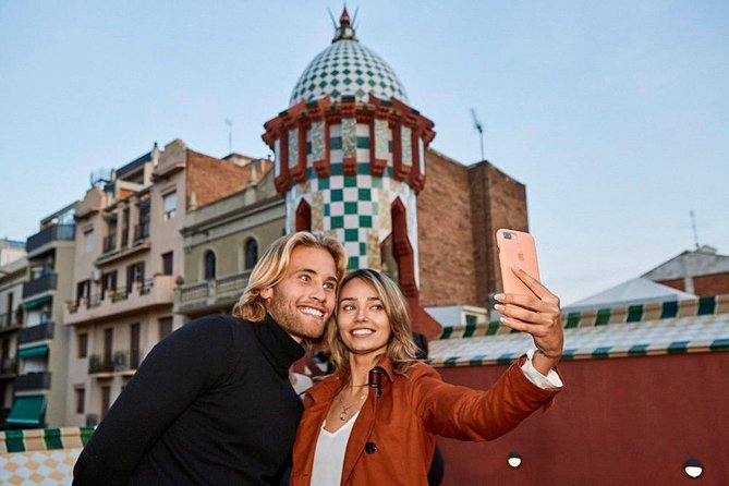 Gaudi´s Casa Vicens Skip the Line Ticket with Audioguide - The garden and rooftop complete the visit