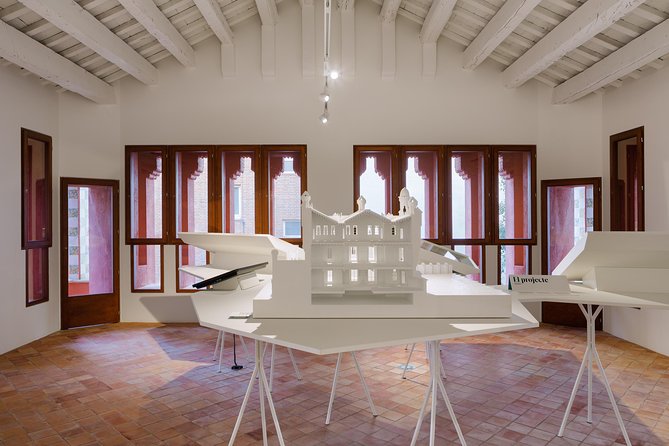 Gaudi´s Casa Vicens Skip the Line Ticket with Audioguide - Timing your visit and choosing early access