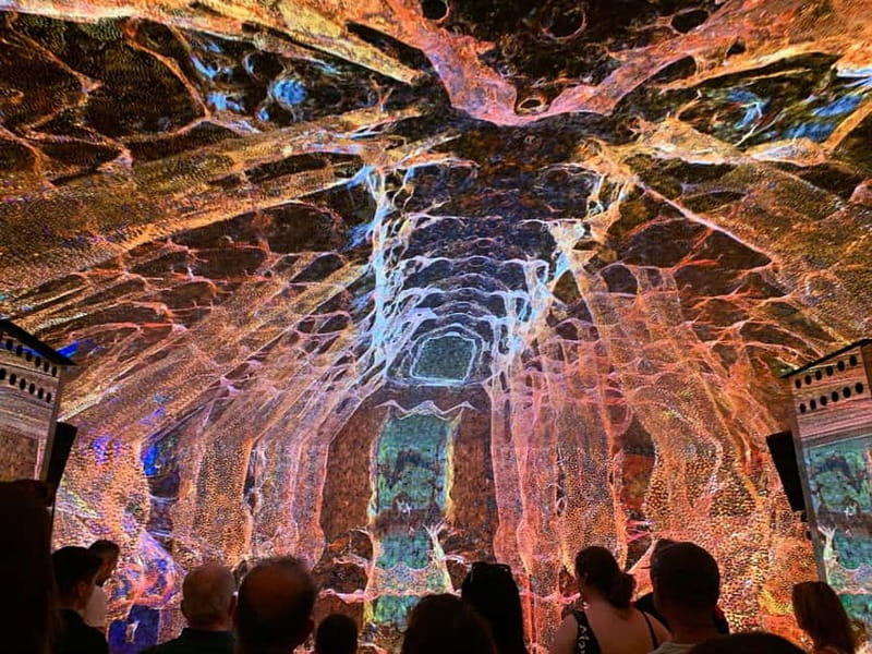 Gaudi's legacy. Exclusive tour to Park Güell and Casa Batlló - Starting at Park Güell on Carrer d’Olot