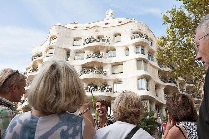 Gaudi & Sagrada Familia Donation-Based Tour in English - Why this route works as a first look at Gaudí