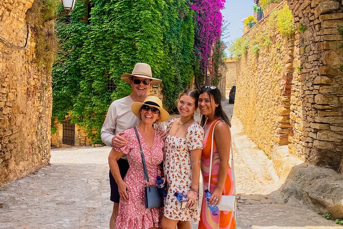 Girona and Costa Brava Small Group Tour from Barcelona - Meeting at Passeig de Gracia at 8:30 a.m.