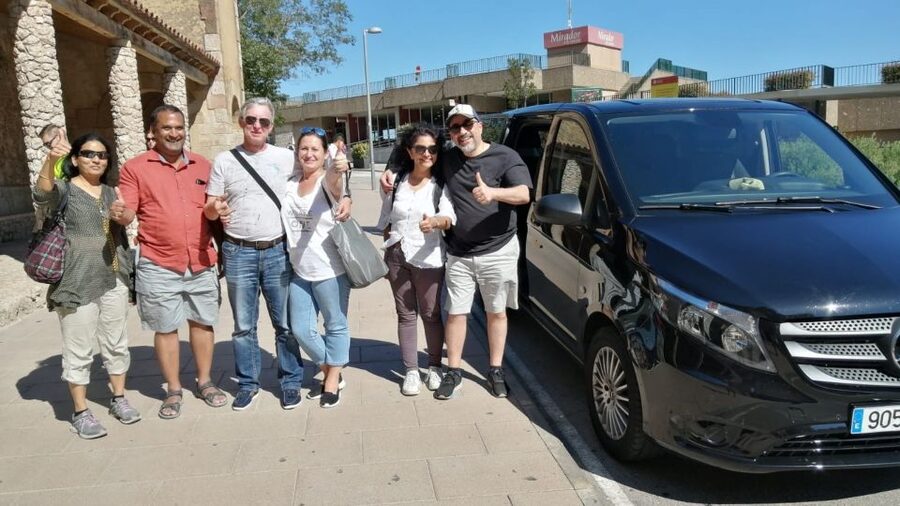 Girona and Figueres Full-Day Tour with Hotel Pick Up - Leaving Barcelona with hotel pickup
