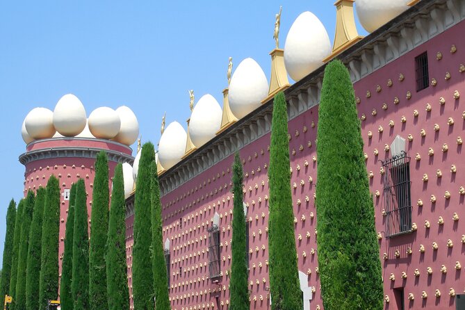 Girona, Figueres, Dalí Museum and Cadaqués Tour from Barcelona - Guides make the difference