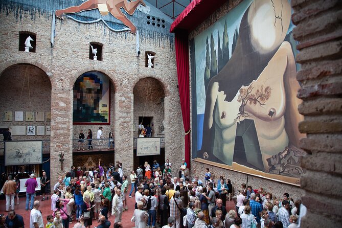Girona, Figueres, Dalí Museum and Cadaqués Tour from Barcelona - What to eat and what to pack