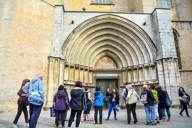 Girona Full Day Tour from Barcelona - Pastel Houses, River Views, and a Small Eiffel Connection