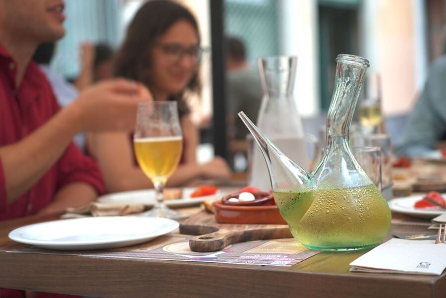 Girona: History and Gastronomy Small Group with Tastings - Key points to know before booking