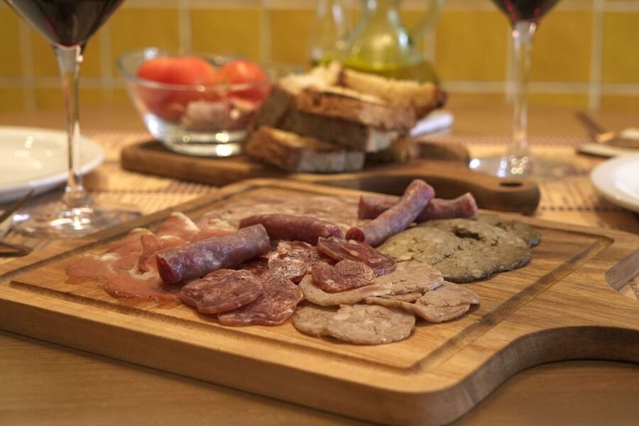 Girona: History and Gastronomy Small Group with Tastings - Empordà wine and nonalcoholic choices