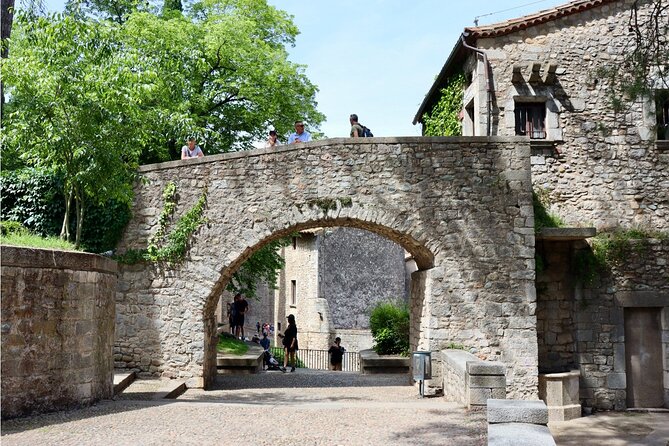 Girona Walking Tour: Explore Top Sights & Hidden Gems - The Call shows Girona’s Jewish past through its streets