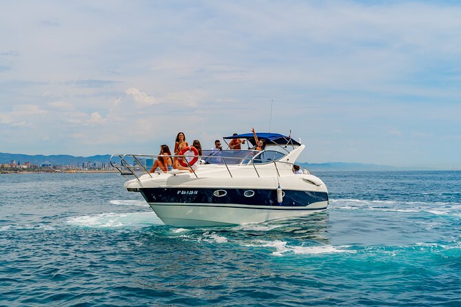 Gobbi Yacht Rental in Barcelona 9 Pax 2/4/8hs - Who will enjoy this yacht outing most?