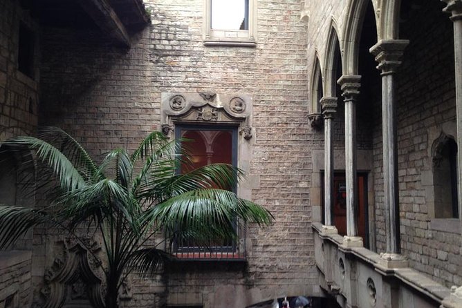 Gothic Quarter & Picasso Museum Private tour - A private format that can follow your interests